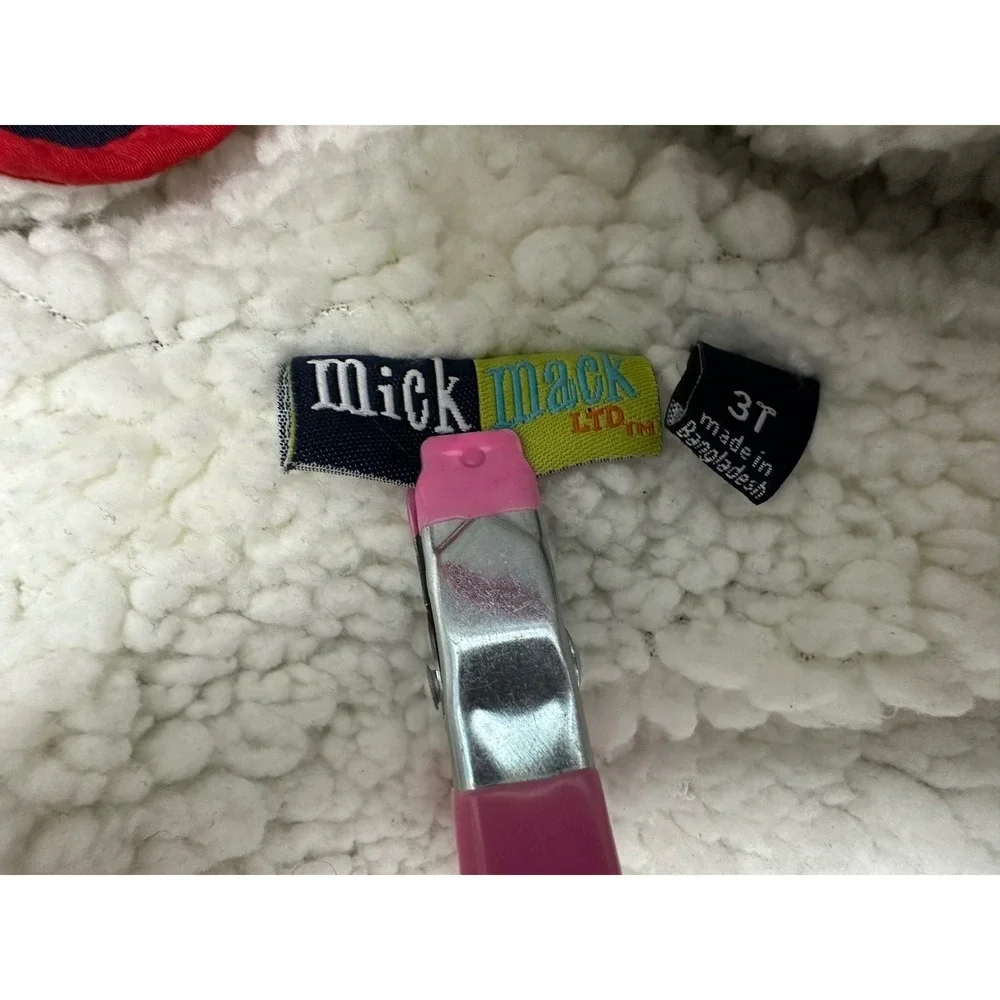 Mick Mack LTD few light